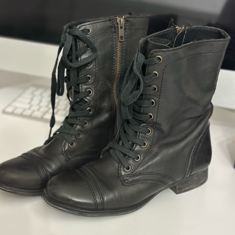 Steve Madden Troopa boots
